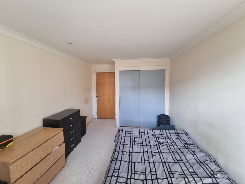Room Argyle Street in Glasgow