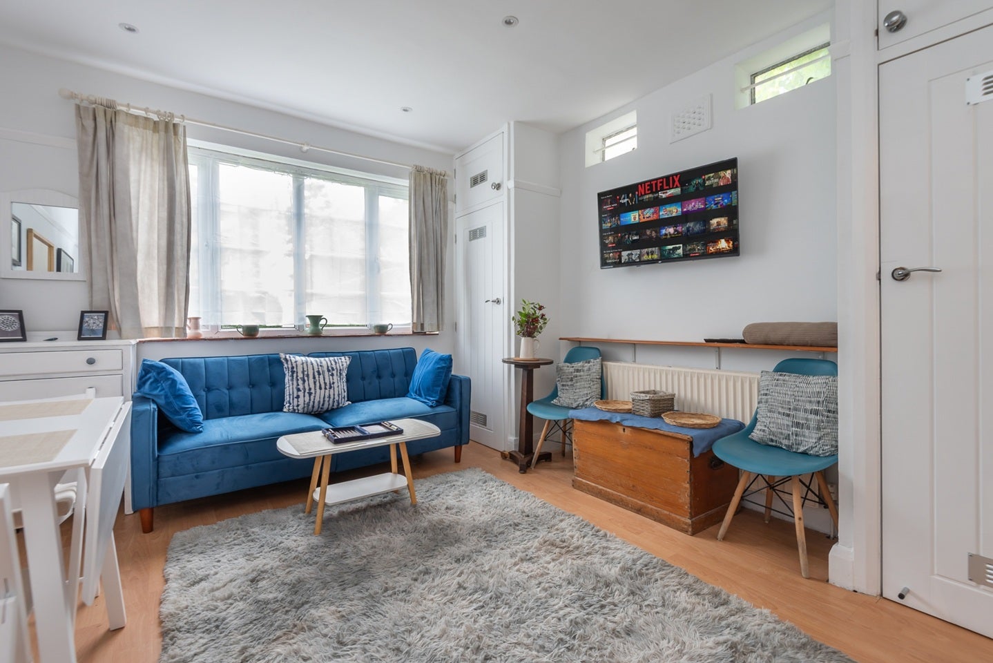 Flat Trinity Road in Greater London
