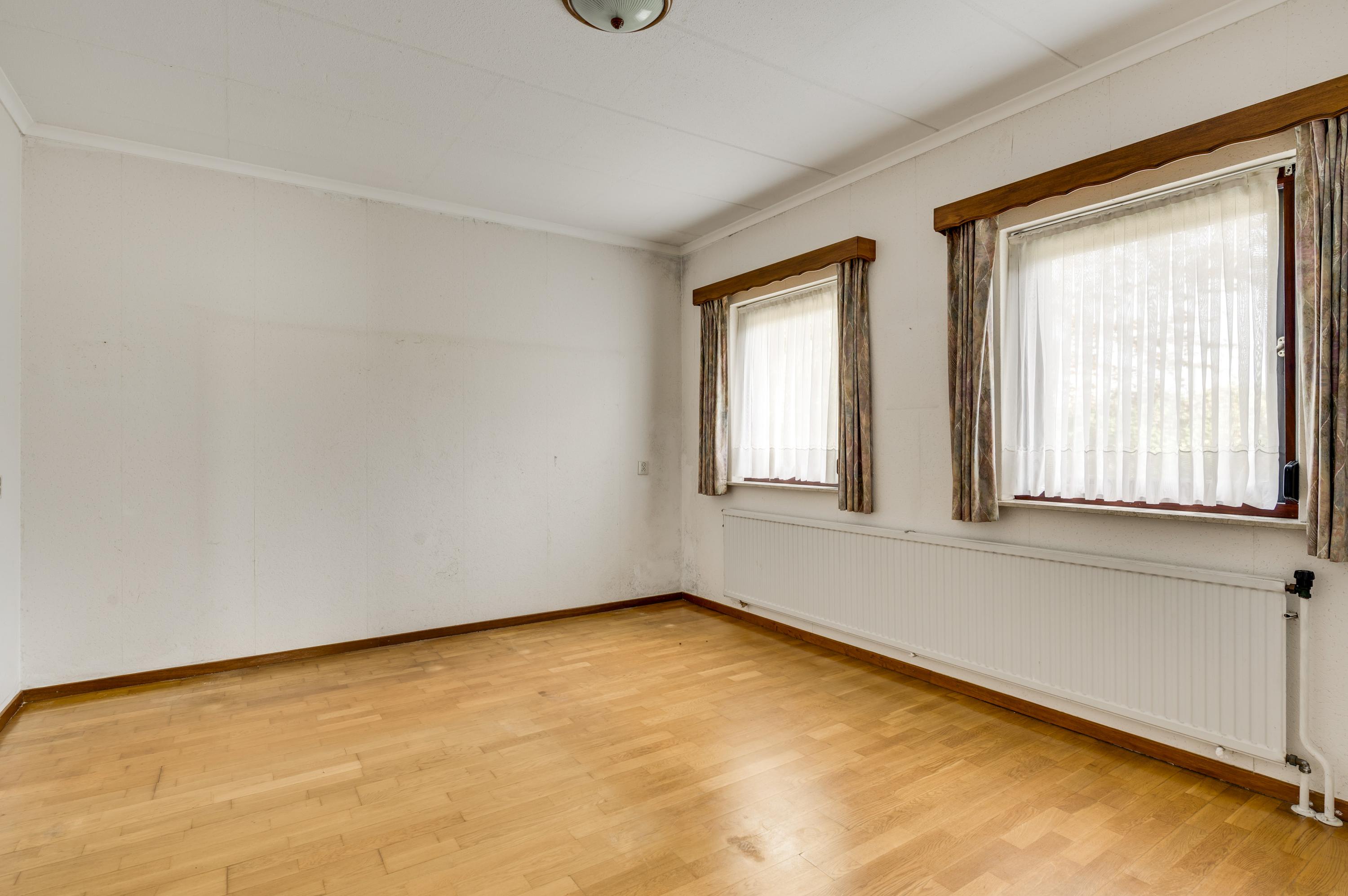 Vrijstaande woning te koop: Landweerstraat 1, Buggenum