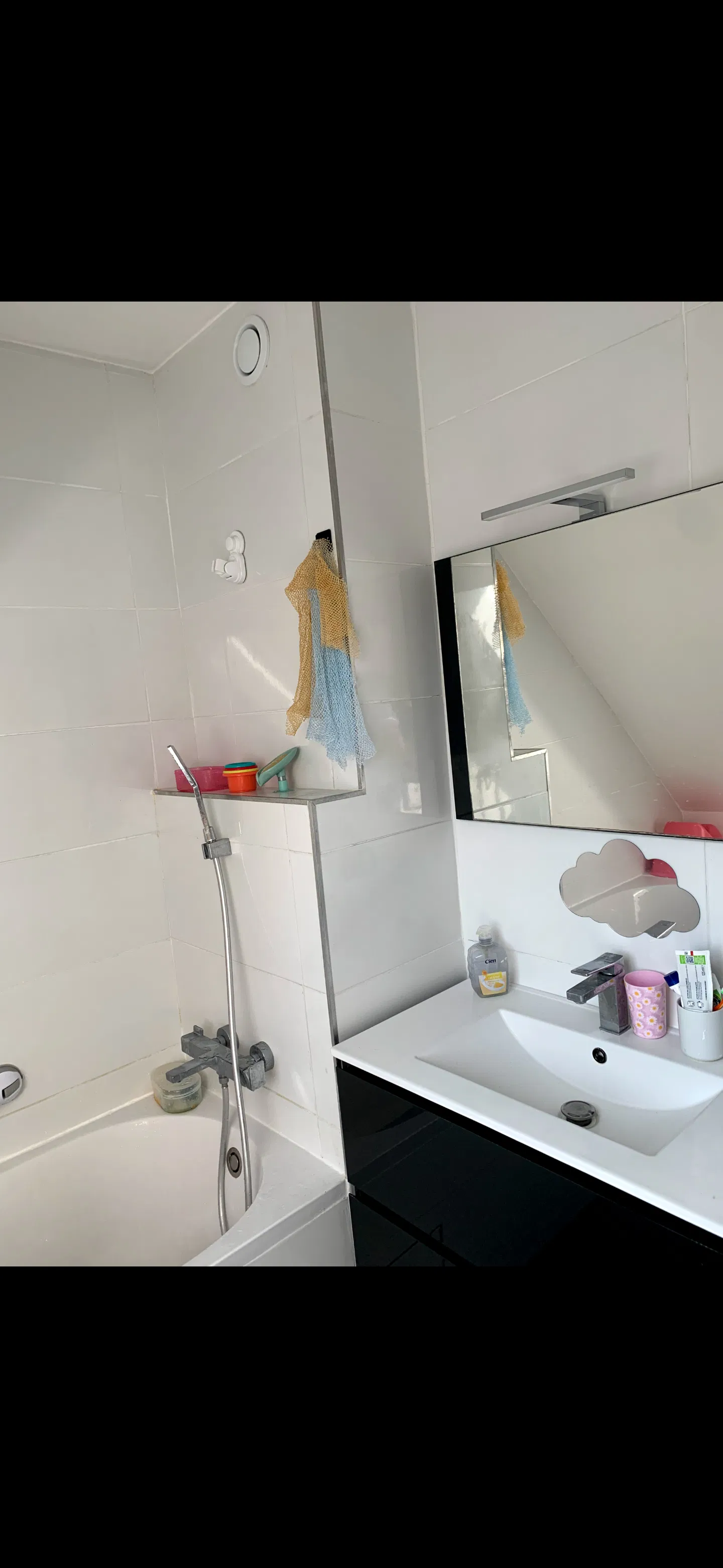 Room Avenue de Dunkerque in Lille