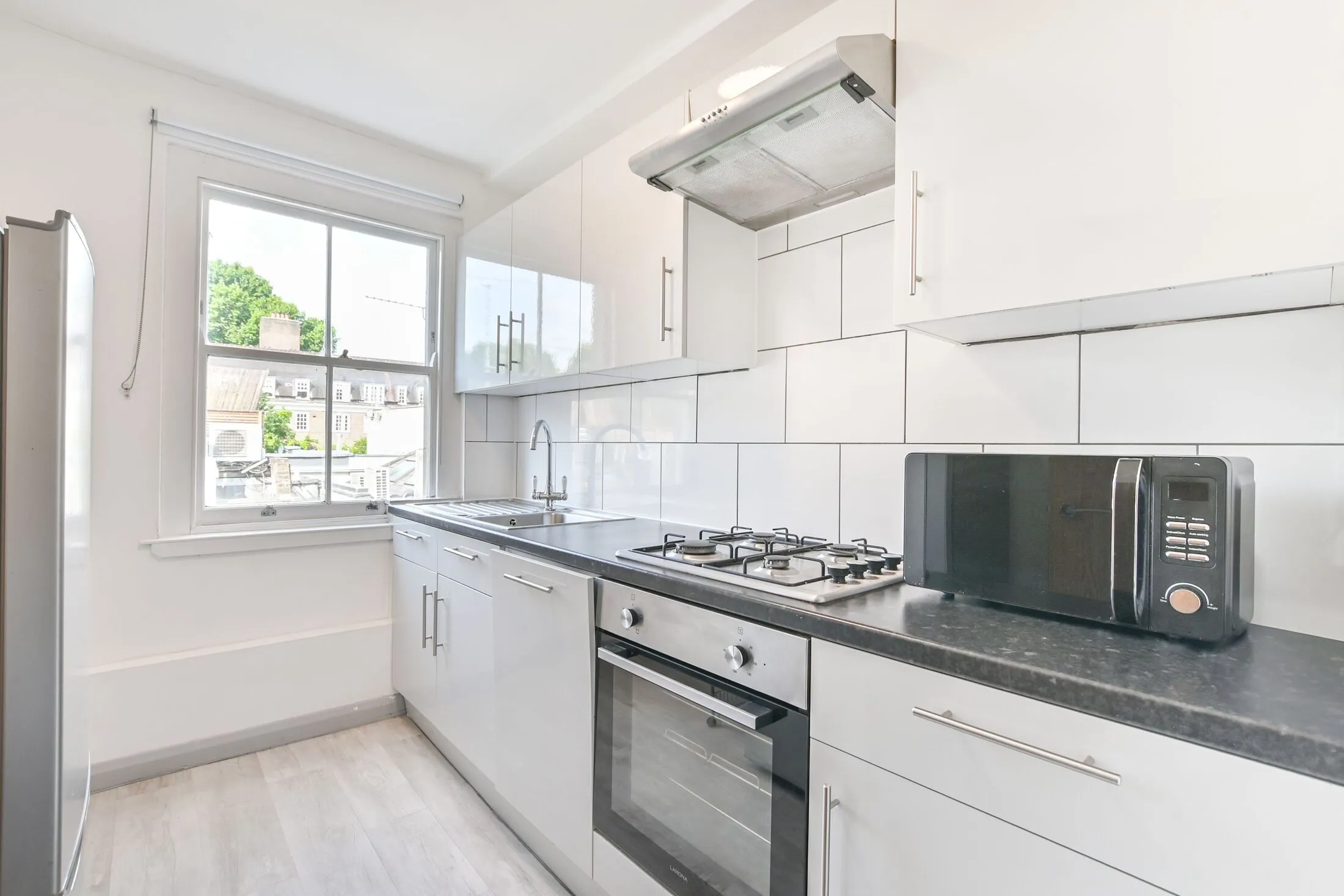 Flat Kensington Church Walk in Greater London
