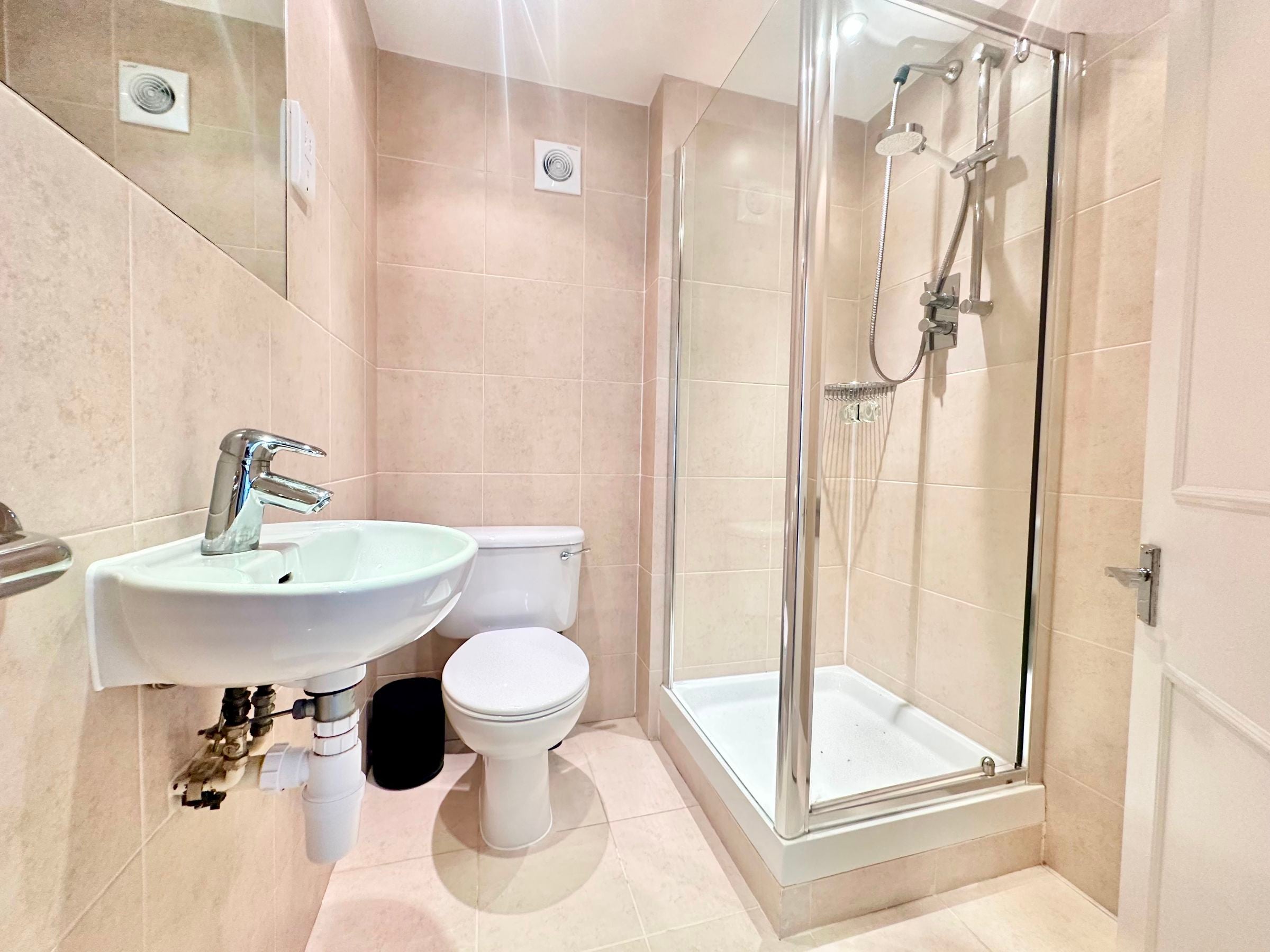 Flat Fulham Road in Greater London