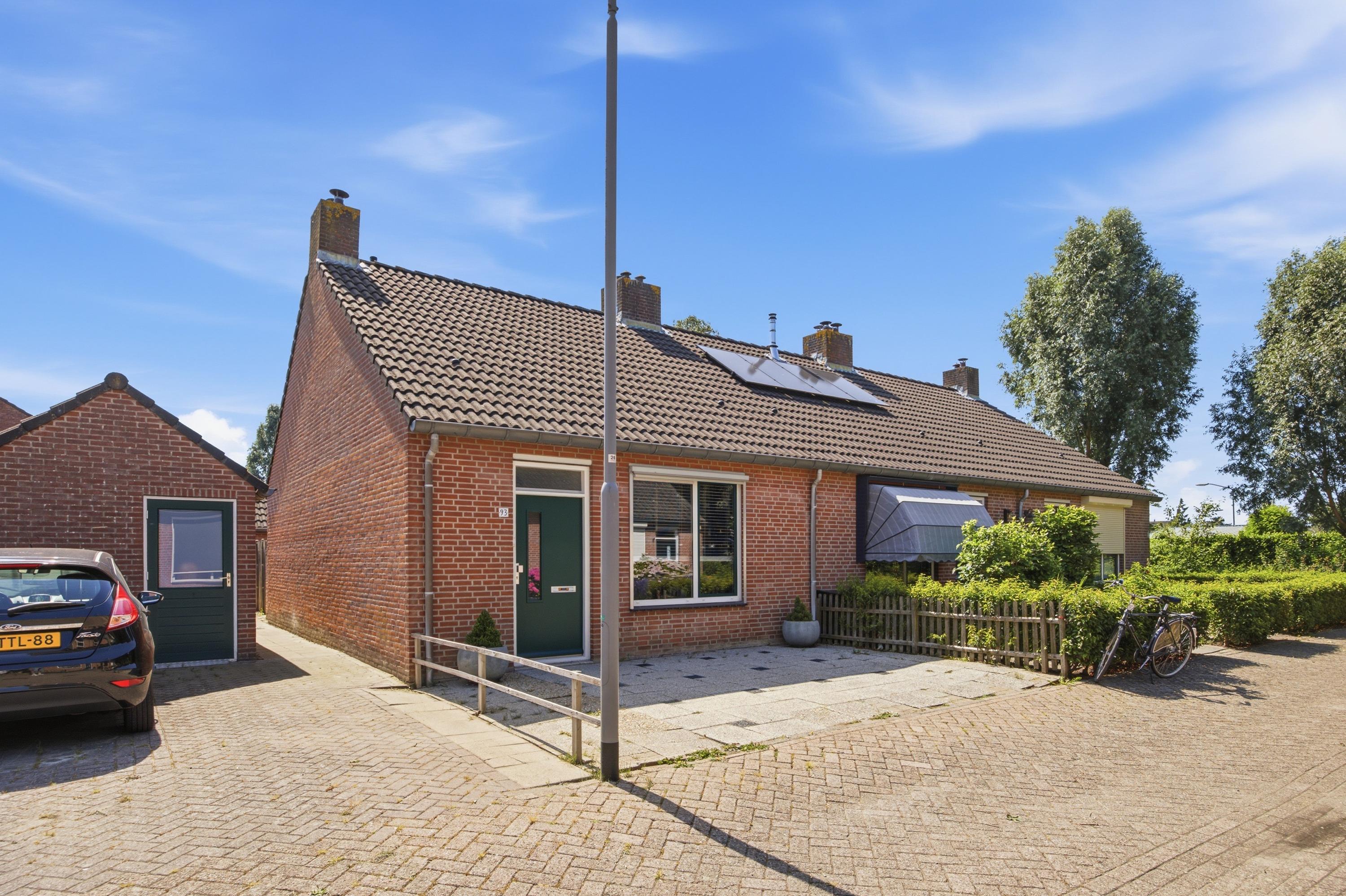 Huis Groningenlaan 93 in Lage Zwaluwe