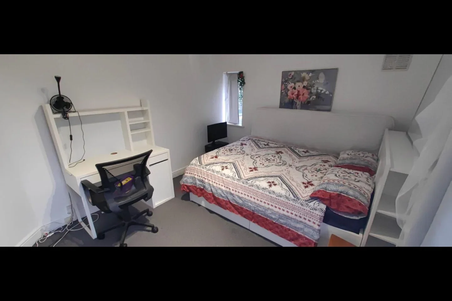 Room Old Kenton Lane in Greater London