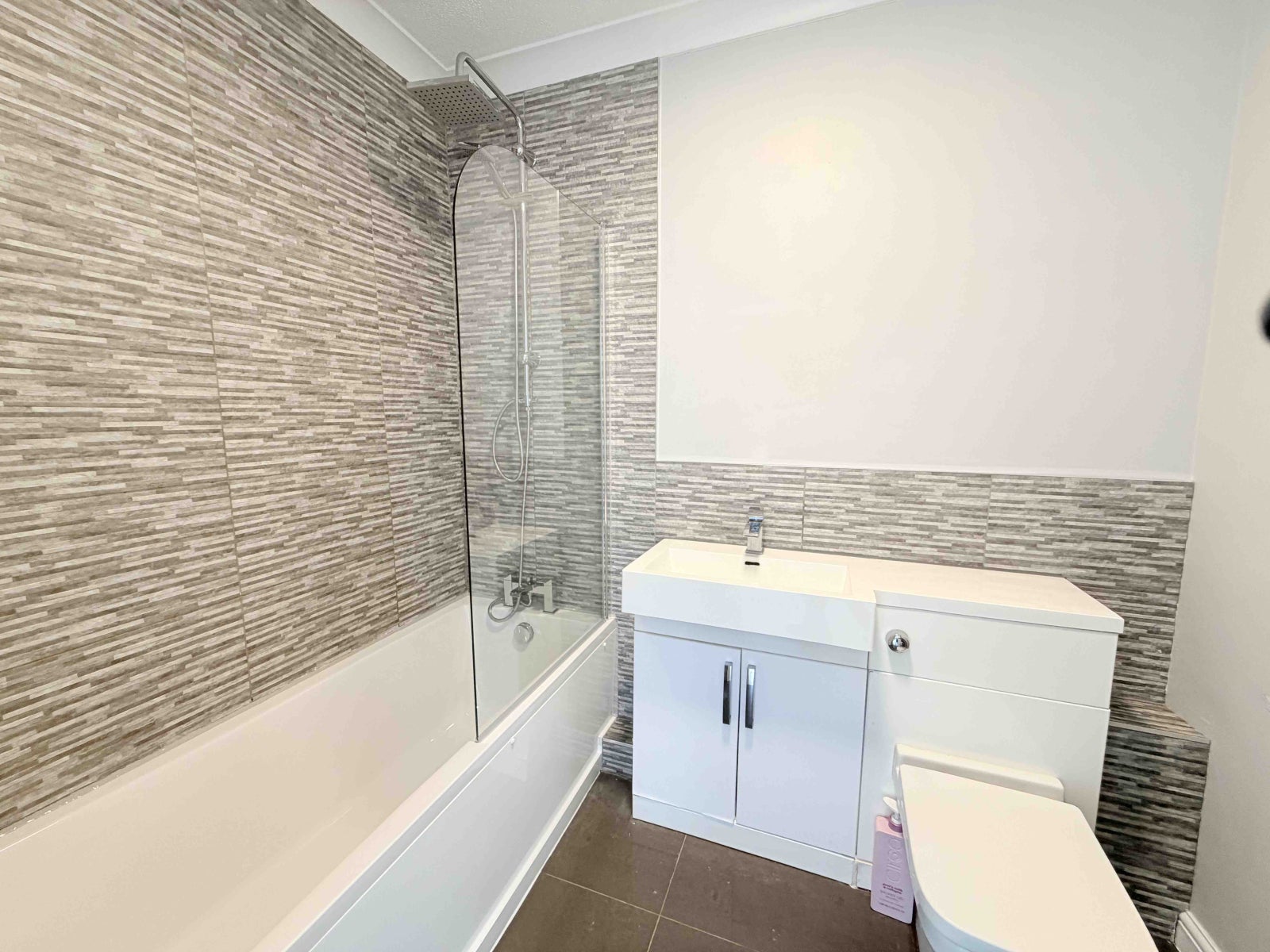 Flat Kings Avenue in Clacton-on-Sea