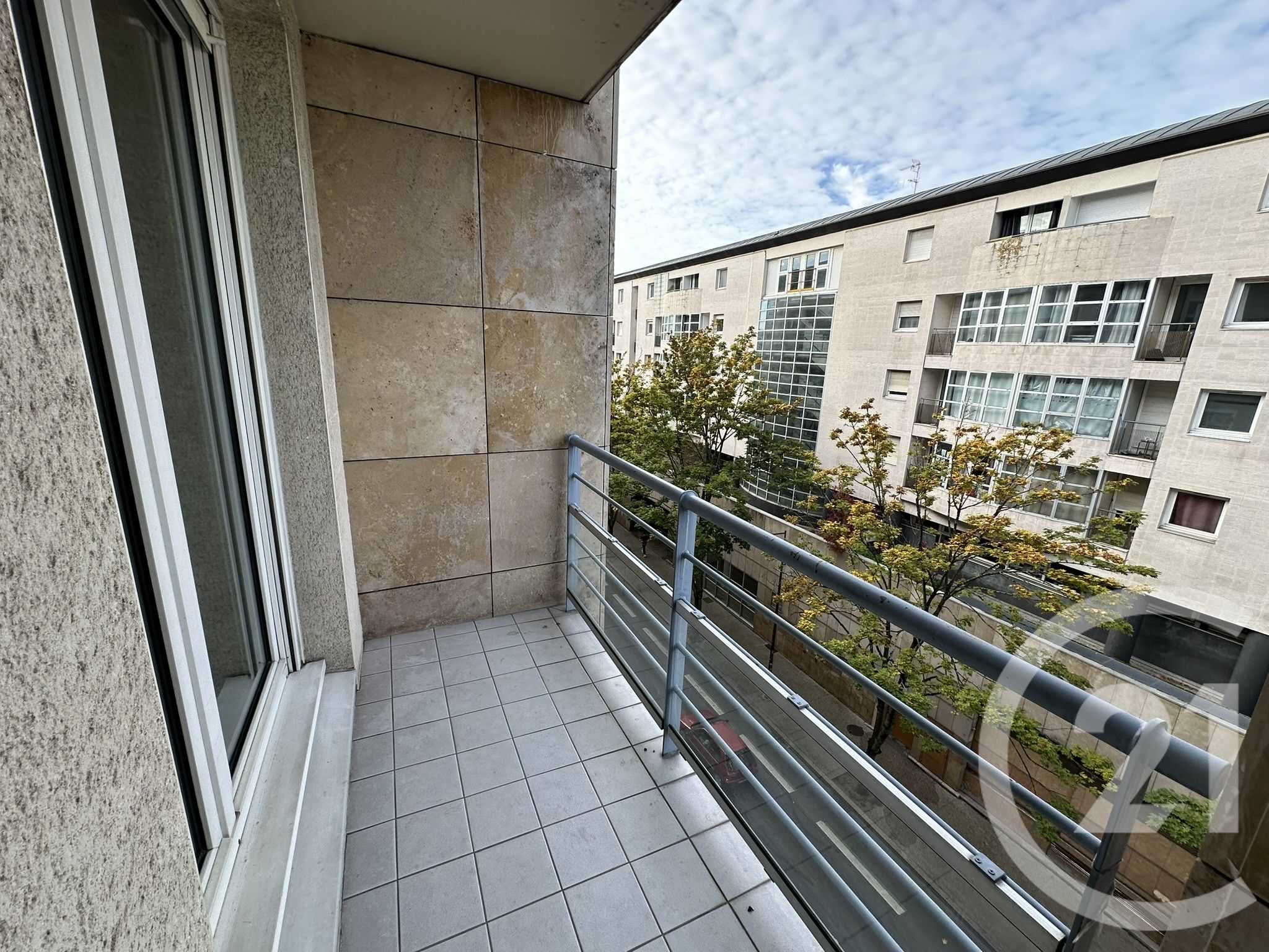 Appartement Avenue Pierre Mendès-France à Le Mans