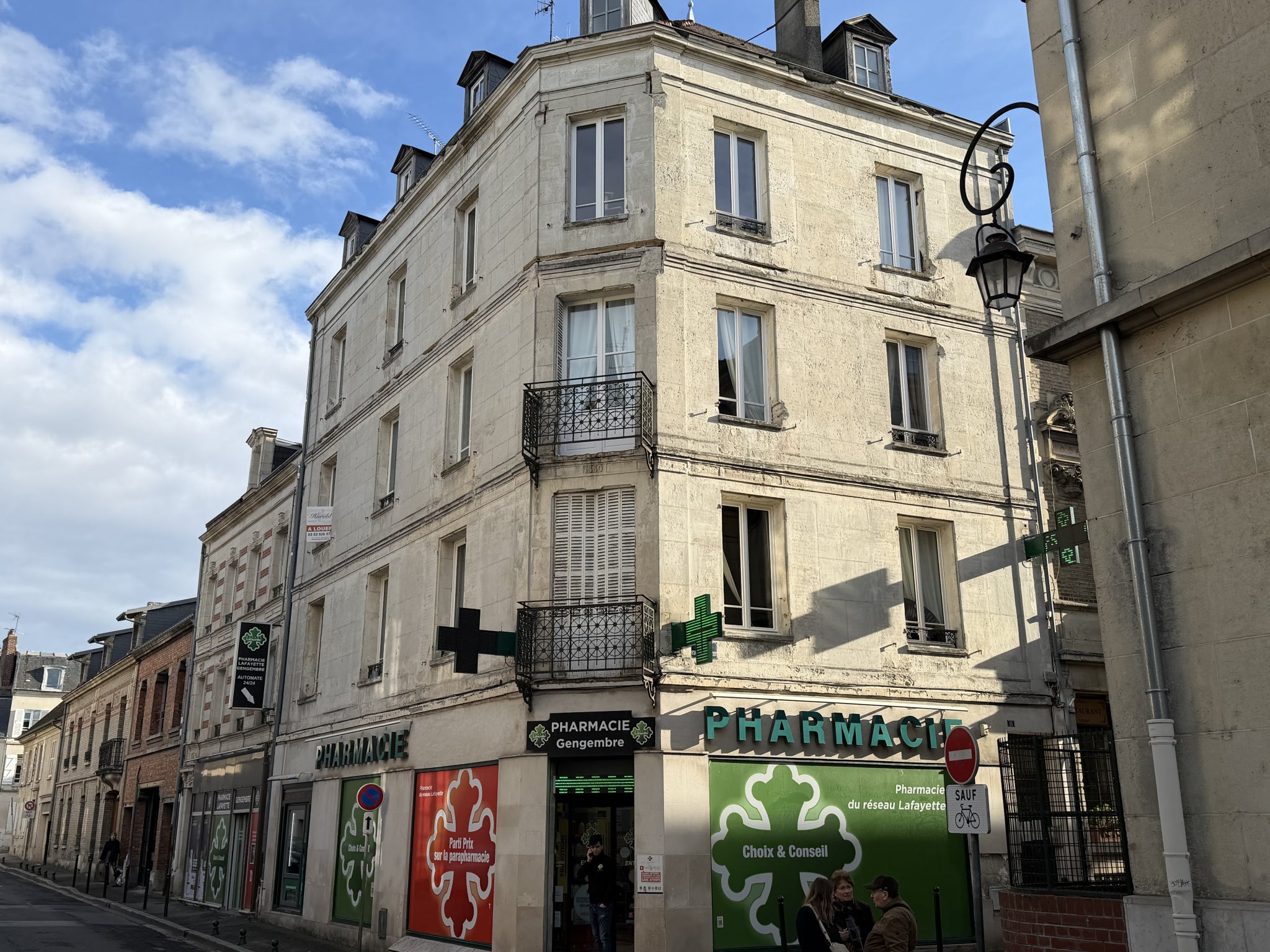 Flat Rue Eugène Floquet in Compiègne
