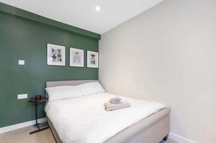 House Adrian Mews in Greater London