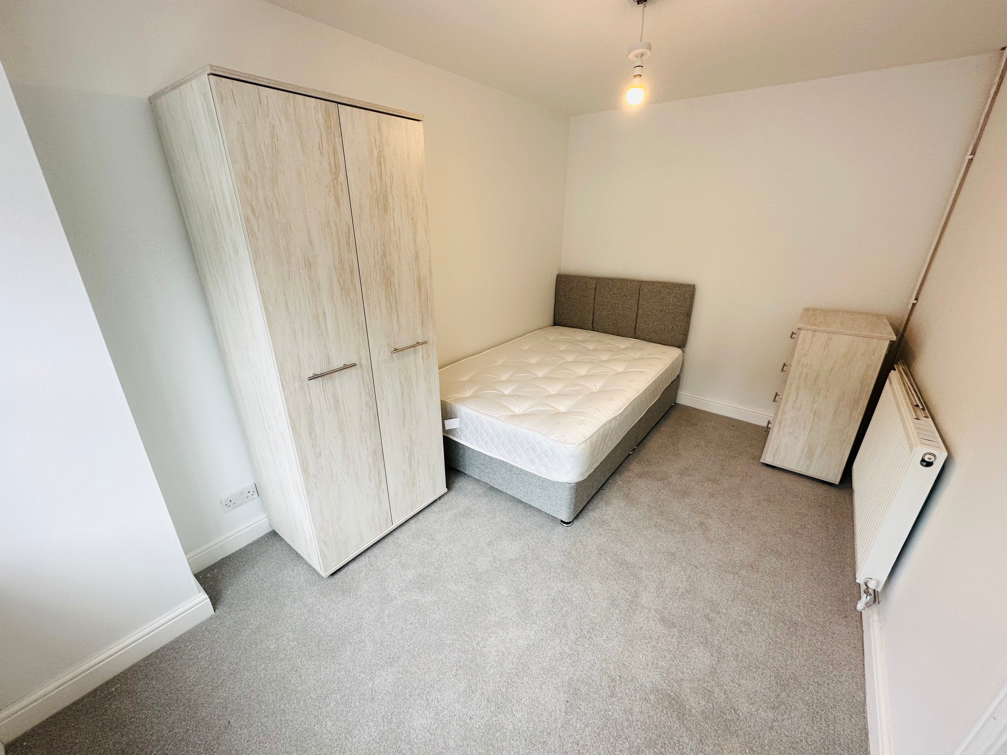 Room Park Street in Tamworth