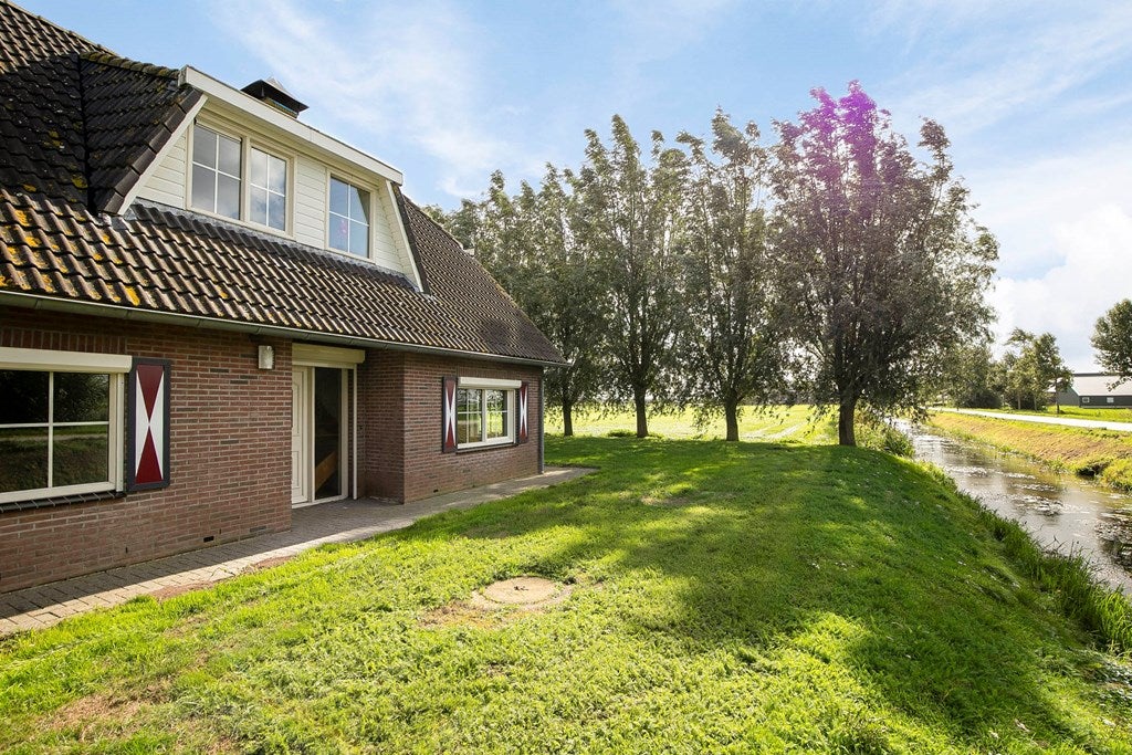 Vrijstaande woning te koop: Nieuwendijk 2A, Zwolle