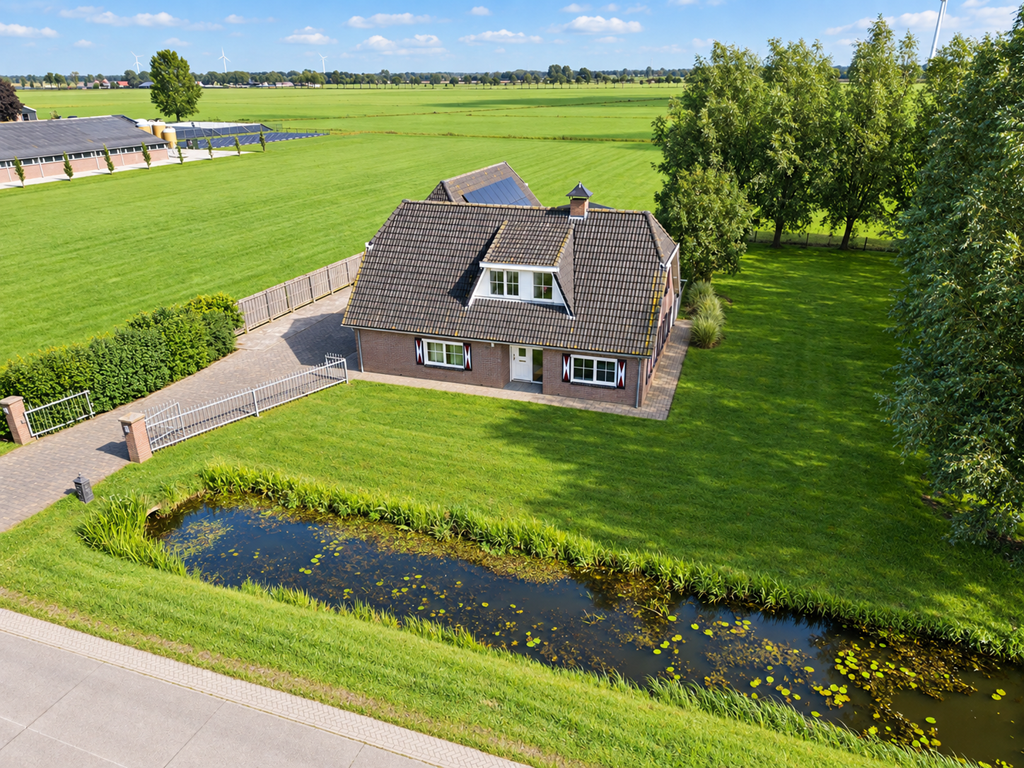 Vrijstaande woning te koop: Nieuwendijk 2A, Zwolle