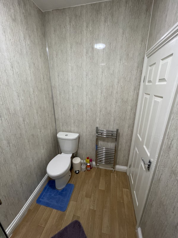 Room Westbourne Road in Sunderland