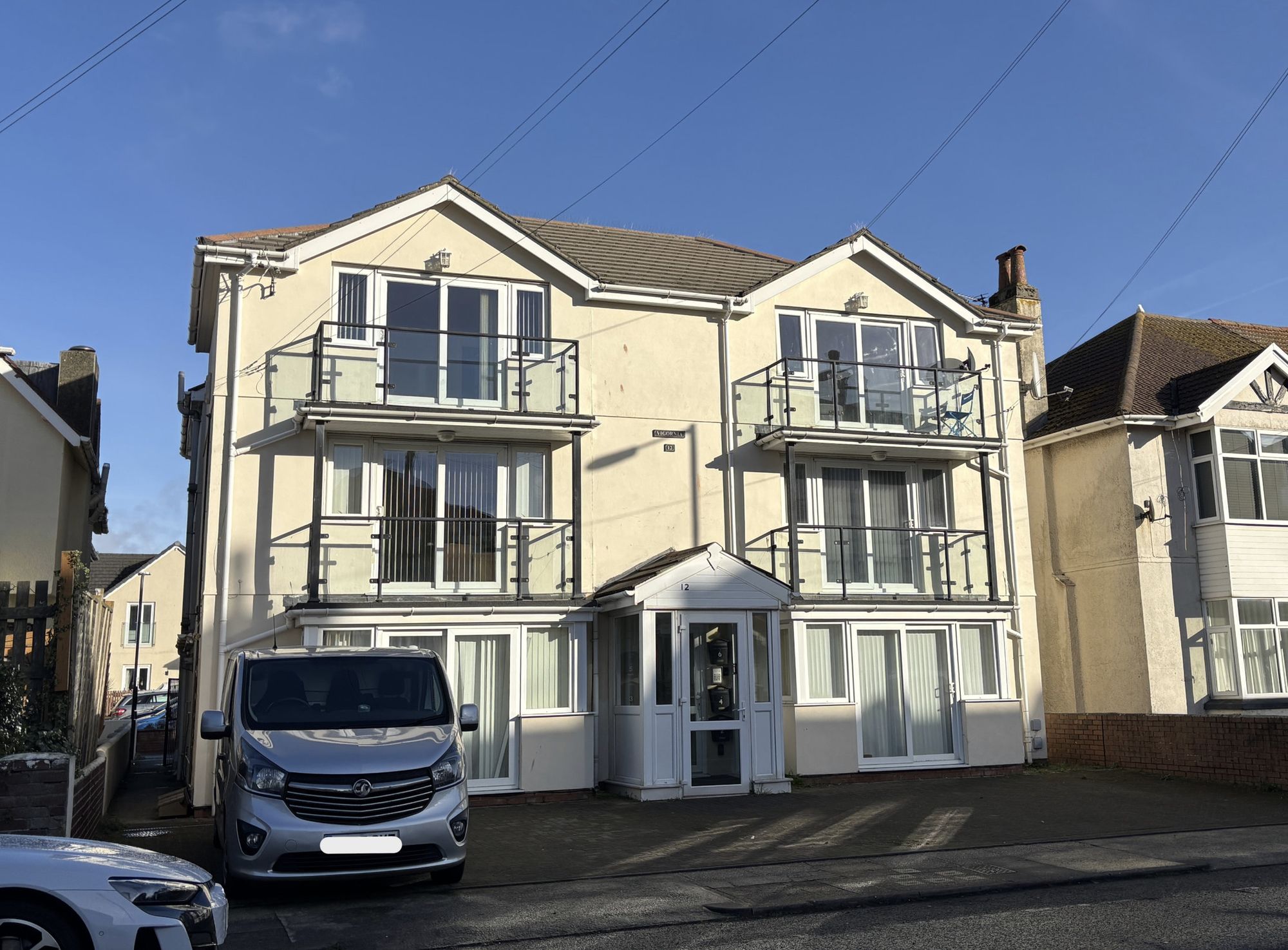 Flat Manor Road in Paignton