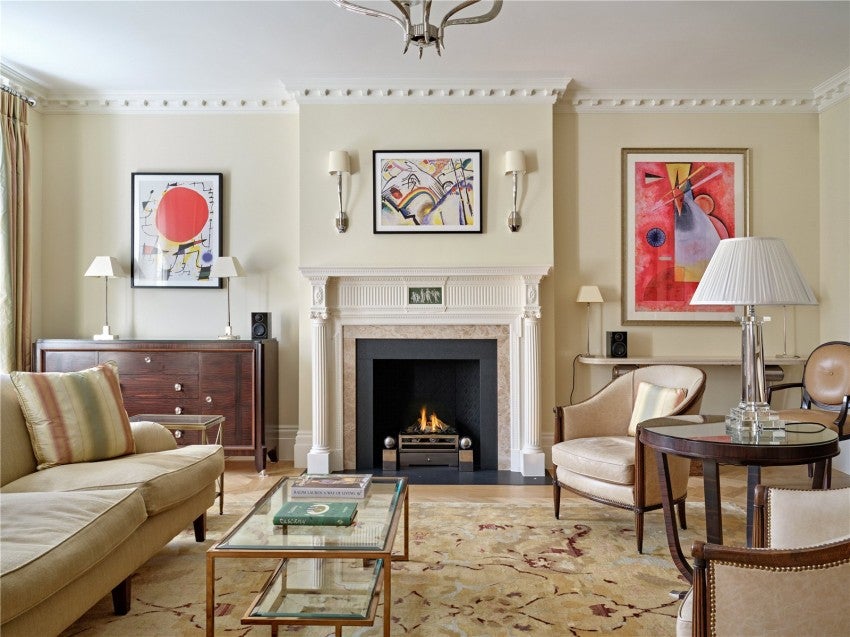 Flat Onslow Square in Greater London
