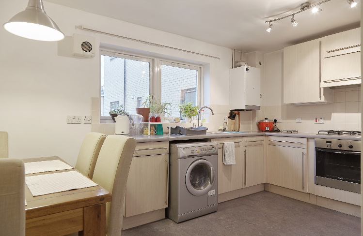 Room Donato Drive in Greater London