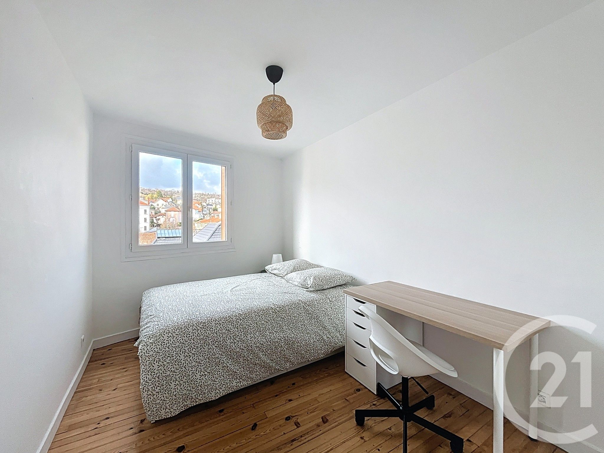 Room Place de Jaude in Clermont-Ferrand