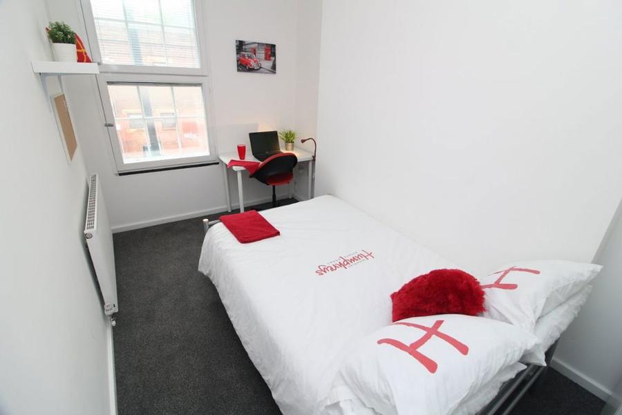 Room Glossop Road in Sheffield