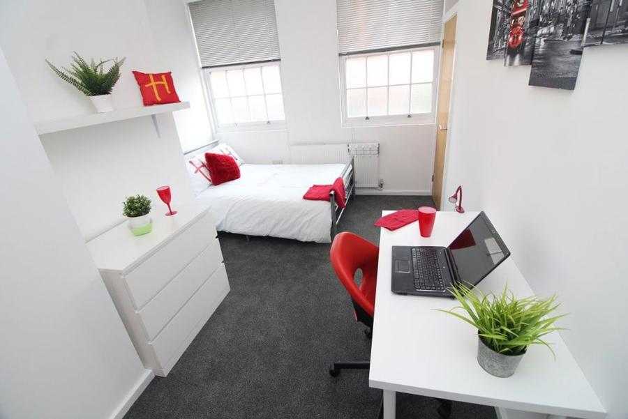 Room Glossop Road in Sheffield