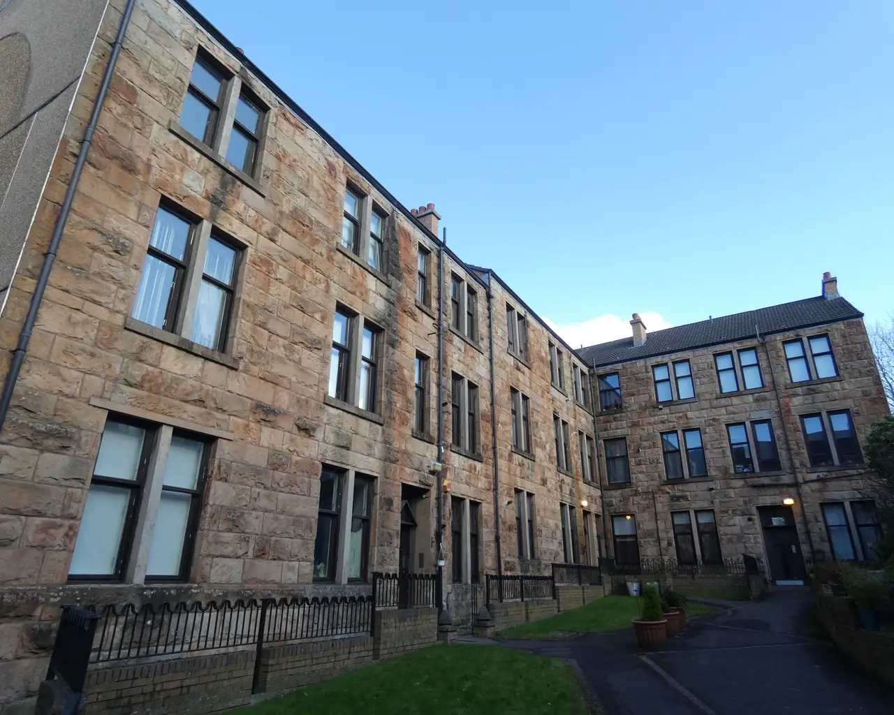Flat Stonelaw Road in Rutherglen