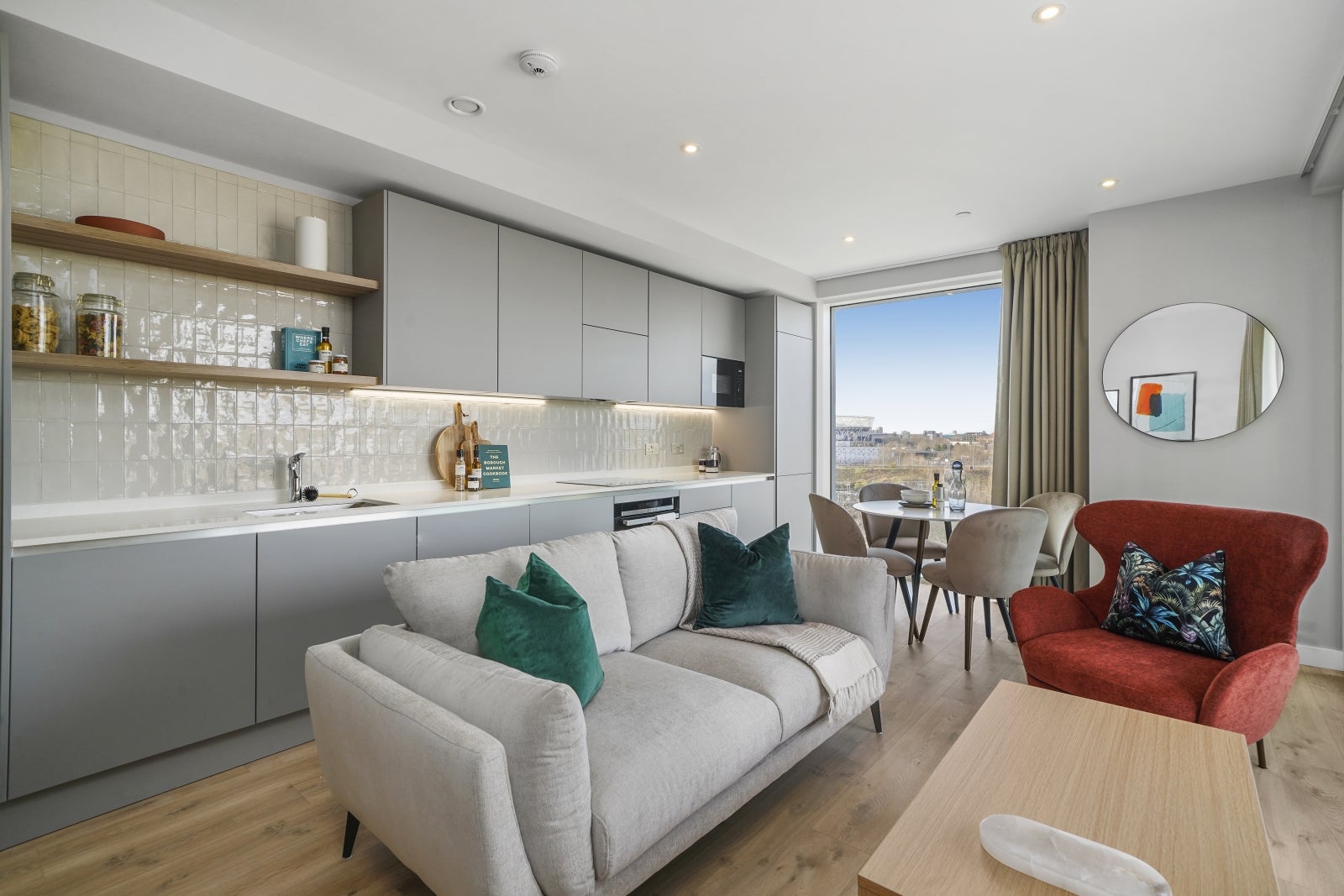 Flat Anthems Way in Greater London