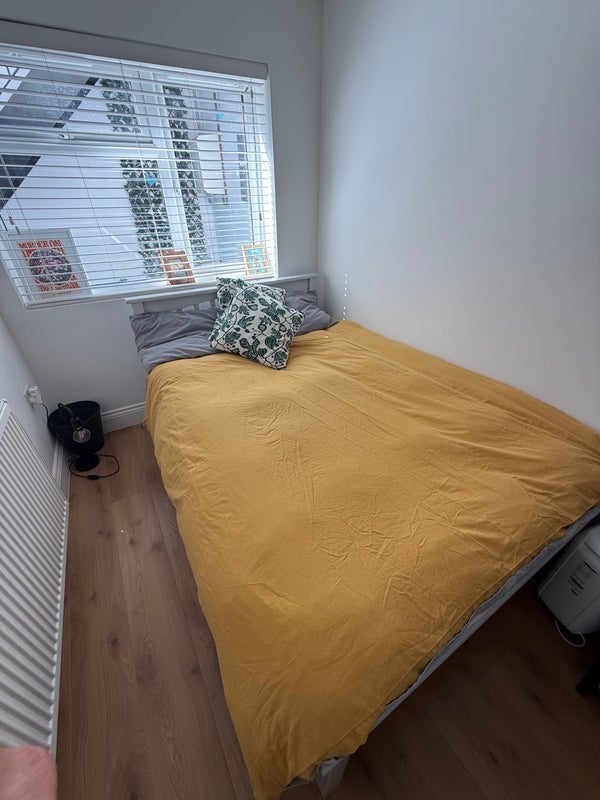 Room Palatine Avenue in Greater London