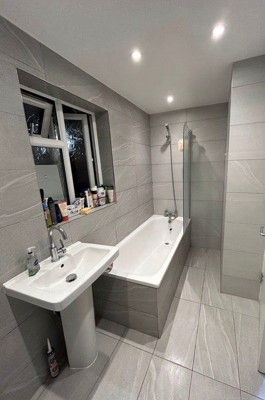 Room Mabley Street in Greater London