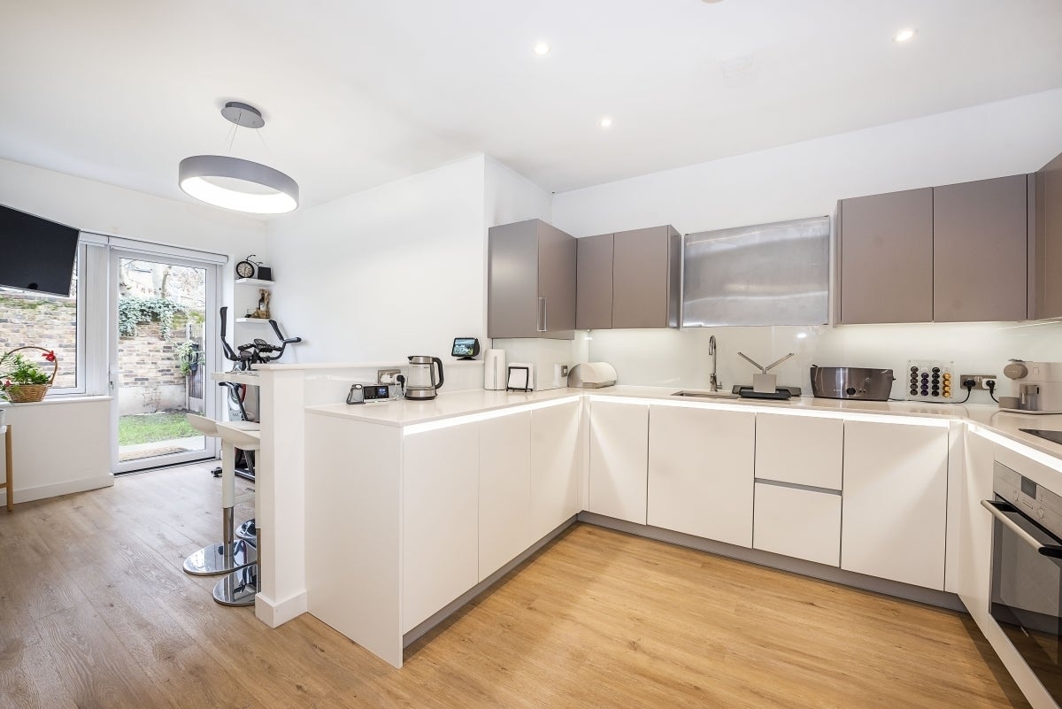 House Packham Mews in Greater London