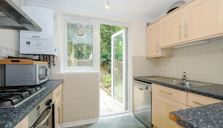 Flat Napier Terrace in Greater London