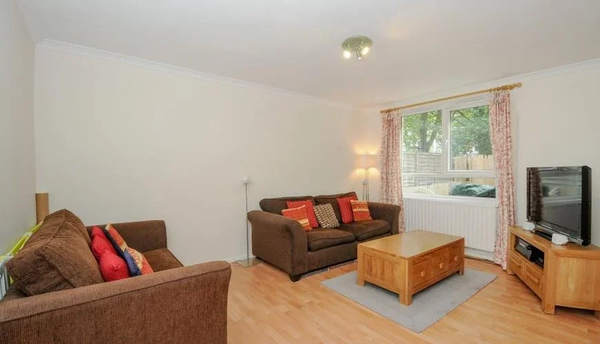 Flat Napier Terrace in Greater London