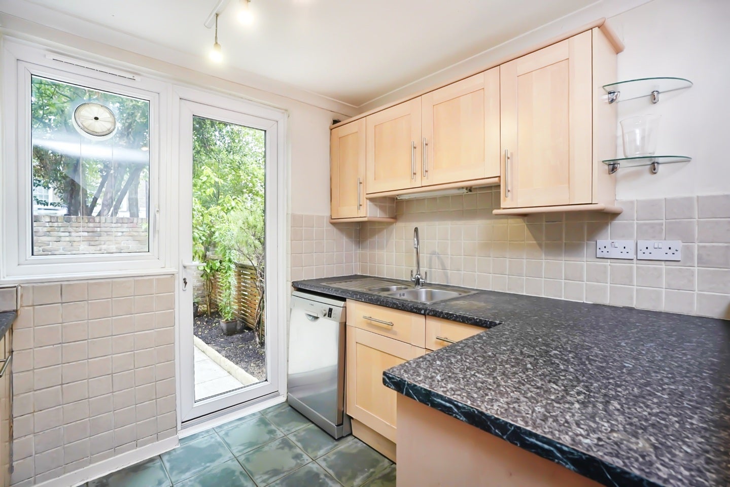 Flat Napier Terrace in Greater London