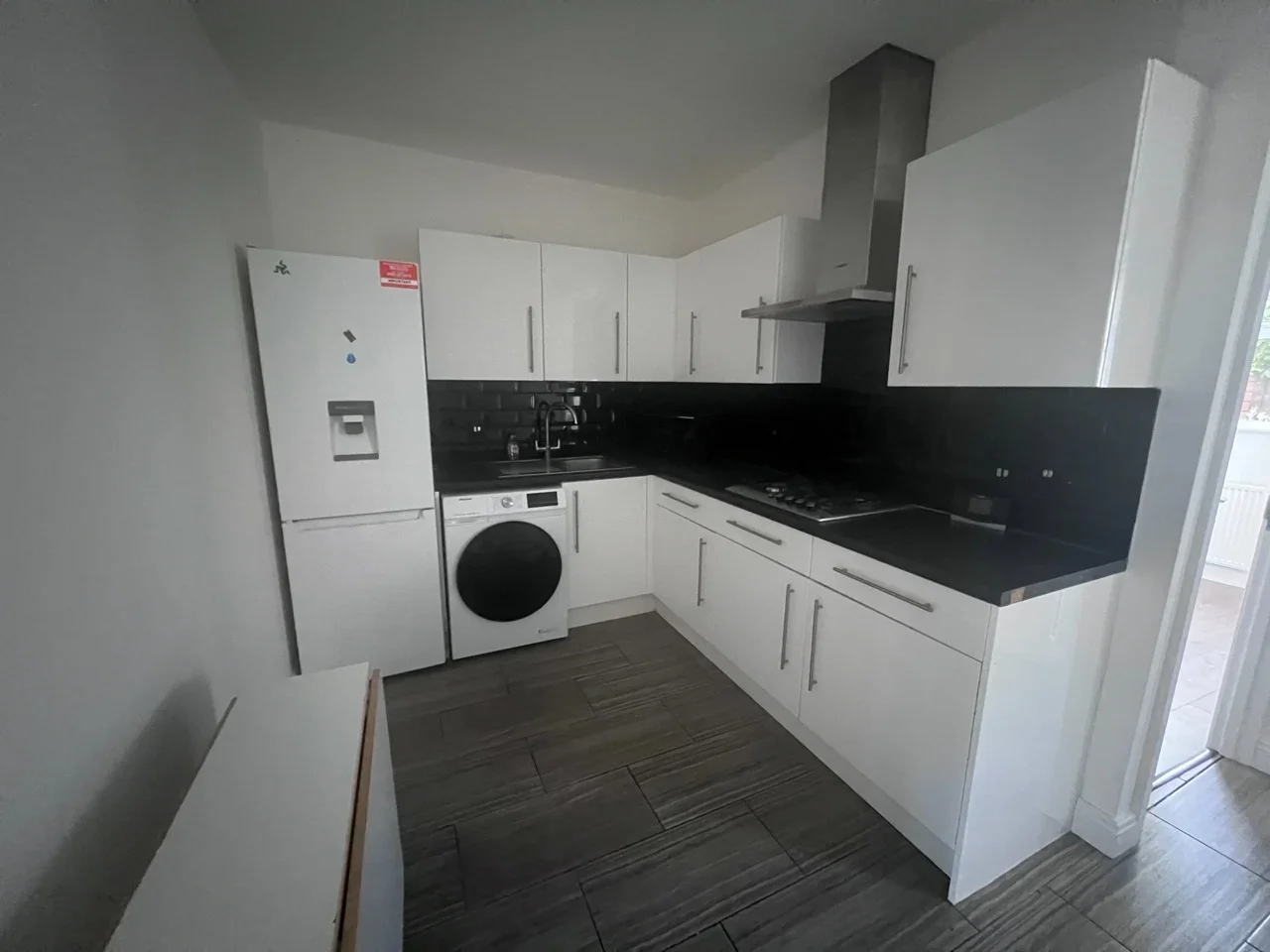 Room Gresham Road in Greater London