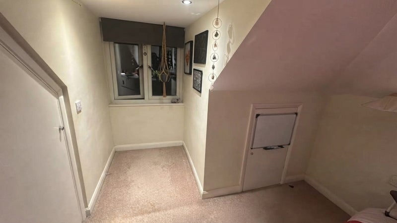 Room Culverhouse Gardens in Greater London