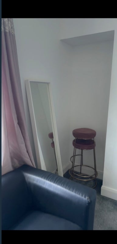 Room Armadale Road in Bathgate