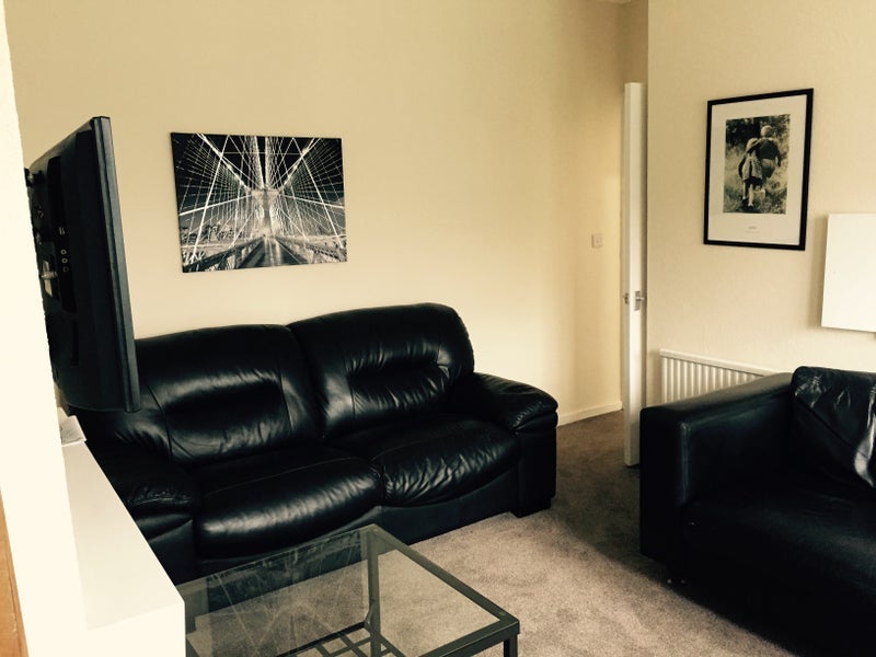 Room Tudor Way in Greater London