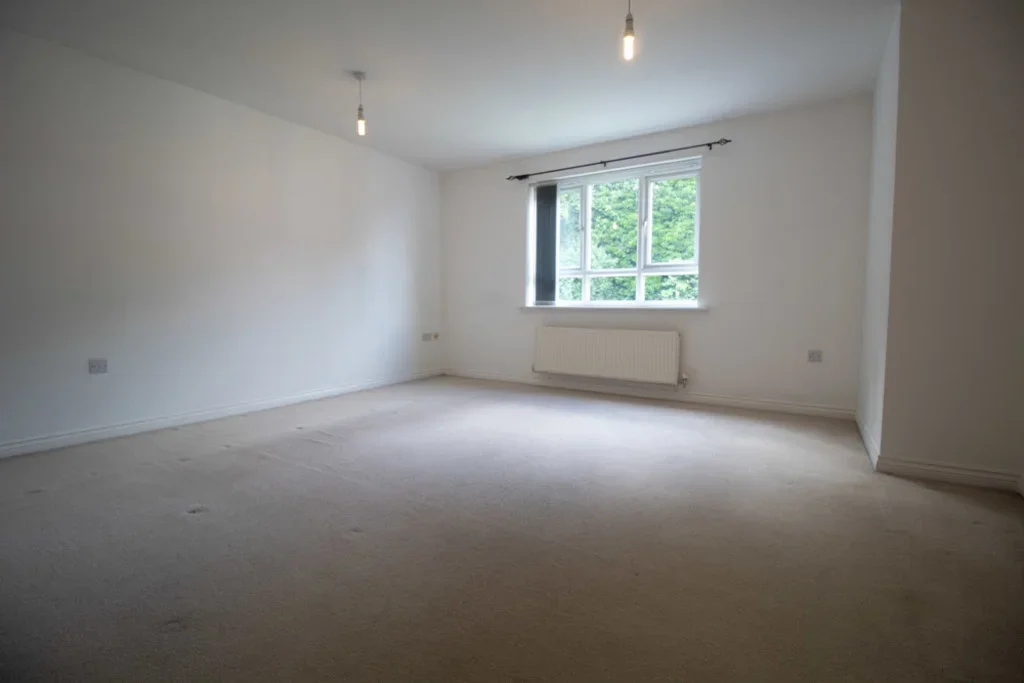 Flat Eccles Way in Nottingham