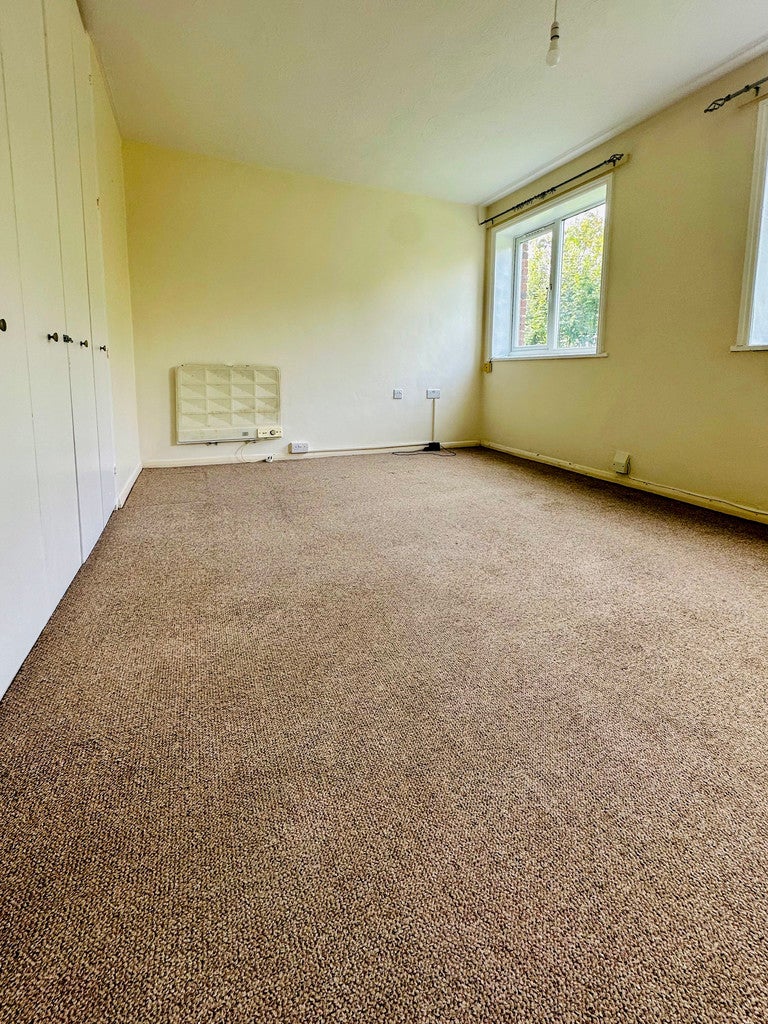 Flat Broadmeads in East Hertfordshire