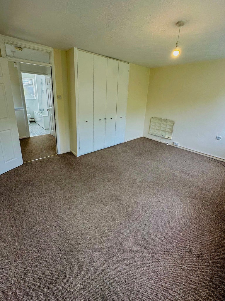 Flat Broadmeads in East Hertfordshire