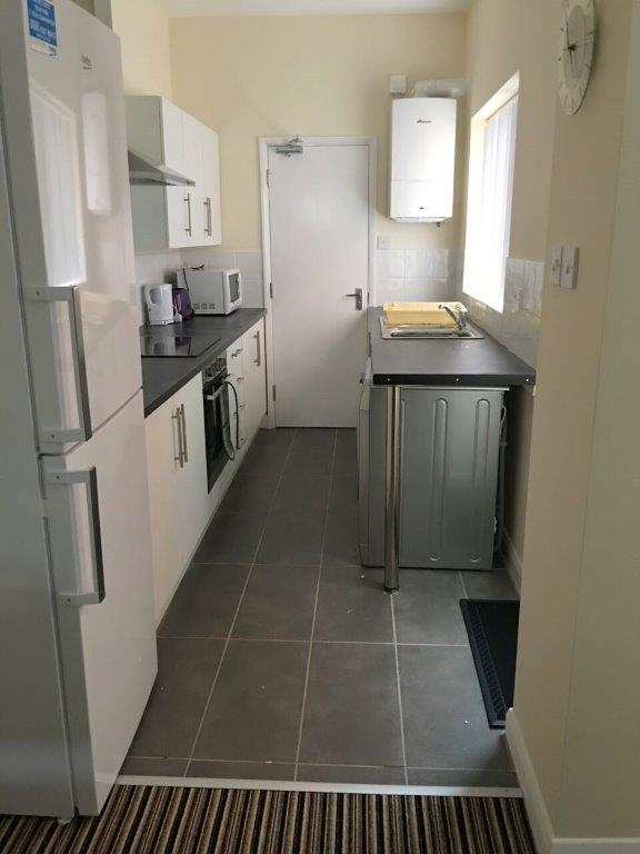 Room Westwood Road in Coventry