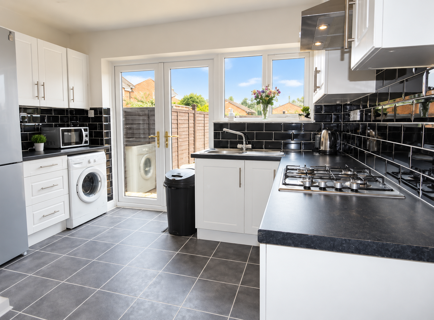 Flat Verdin Court in Bradfield Green