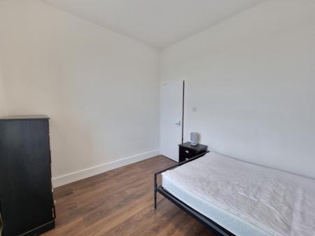 Flat Broomhill Road in Aberdeen City
