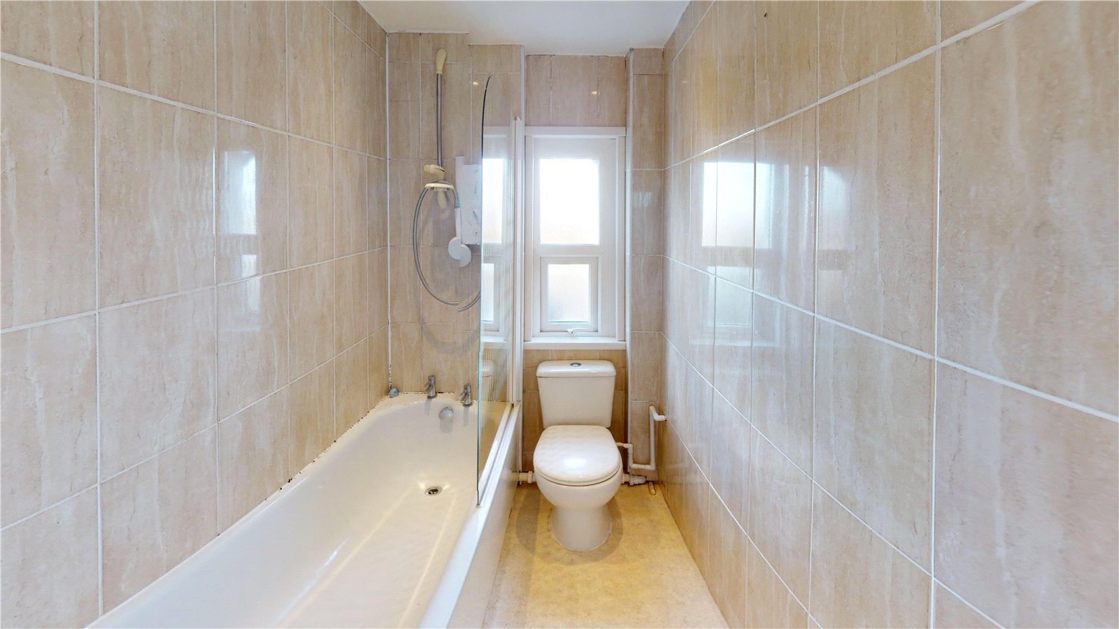 Flat Dundonald Road in Bristol