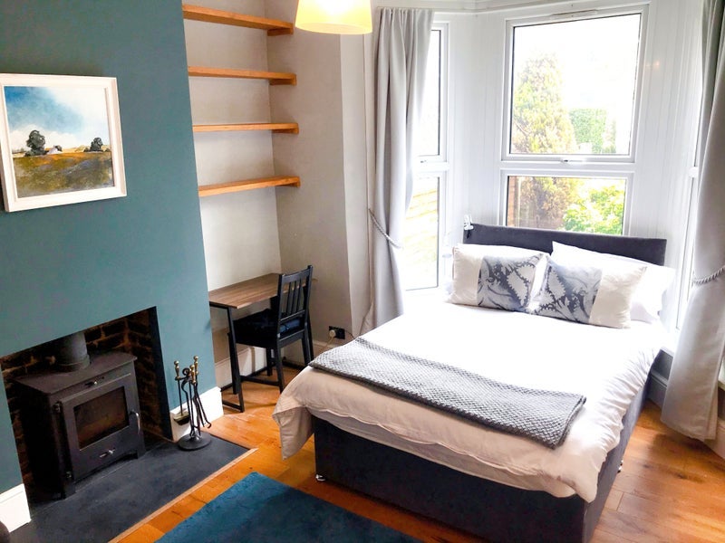 Room Albany Road in Greater London