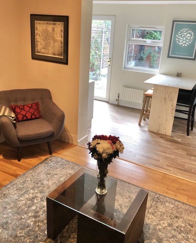 Room Albany Road in Greater London
