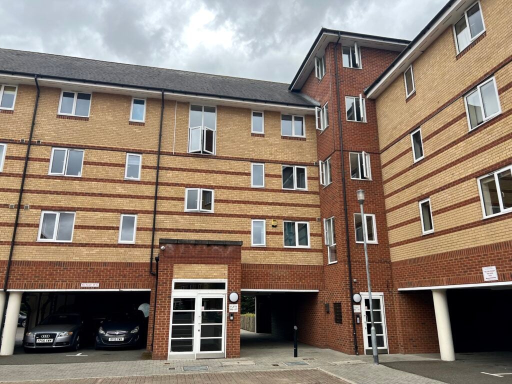Flat Scotney Gardens in Maidstone