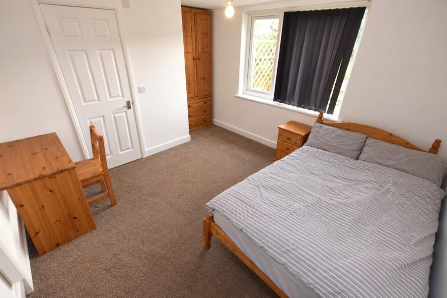 Room Friar's Avenue in Far Cotton
