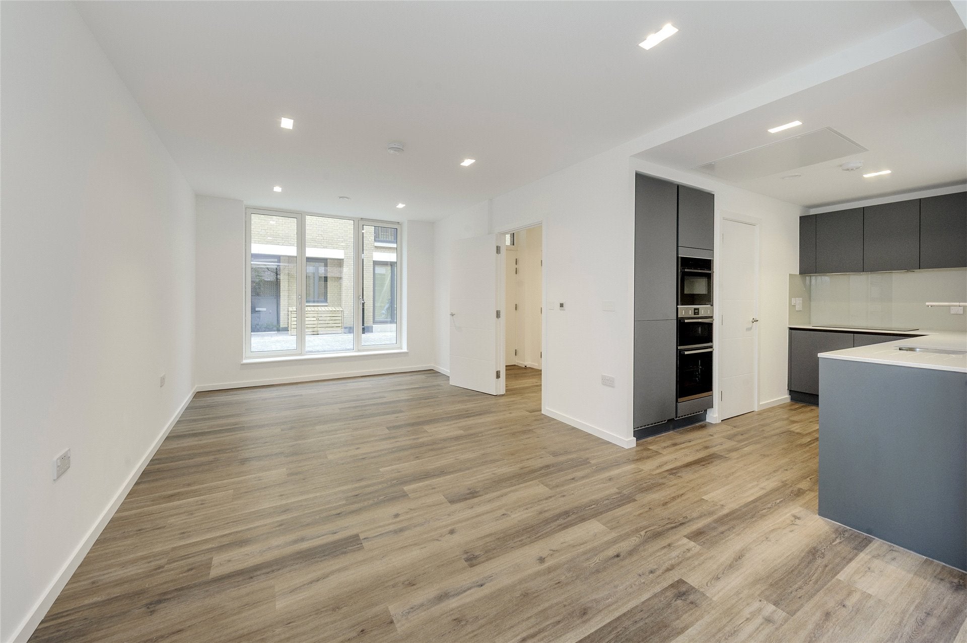 House Ladbroke Grove in Greater London
