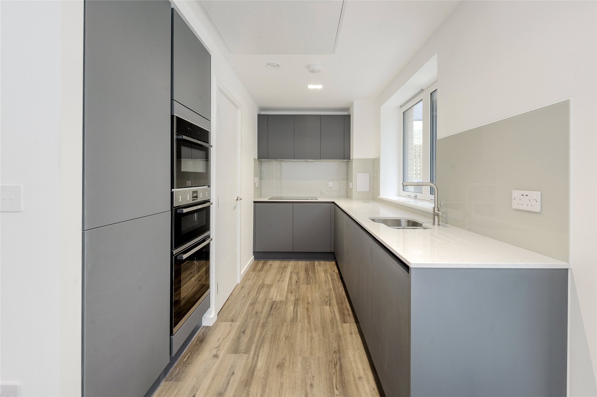 House Ladbroke Grove in Greater London