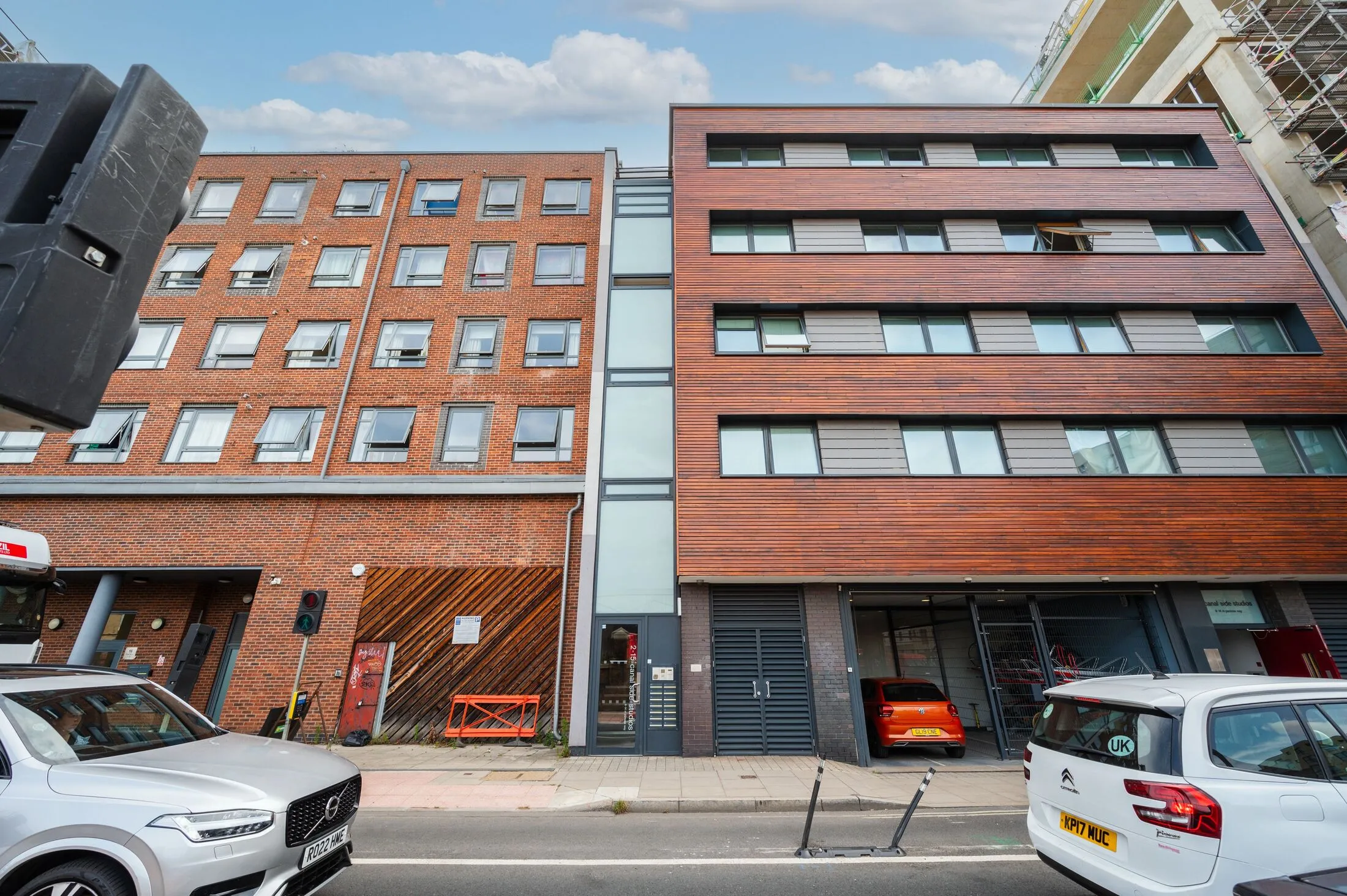 Flat St. Pancras Way in Greater London