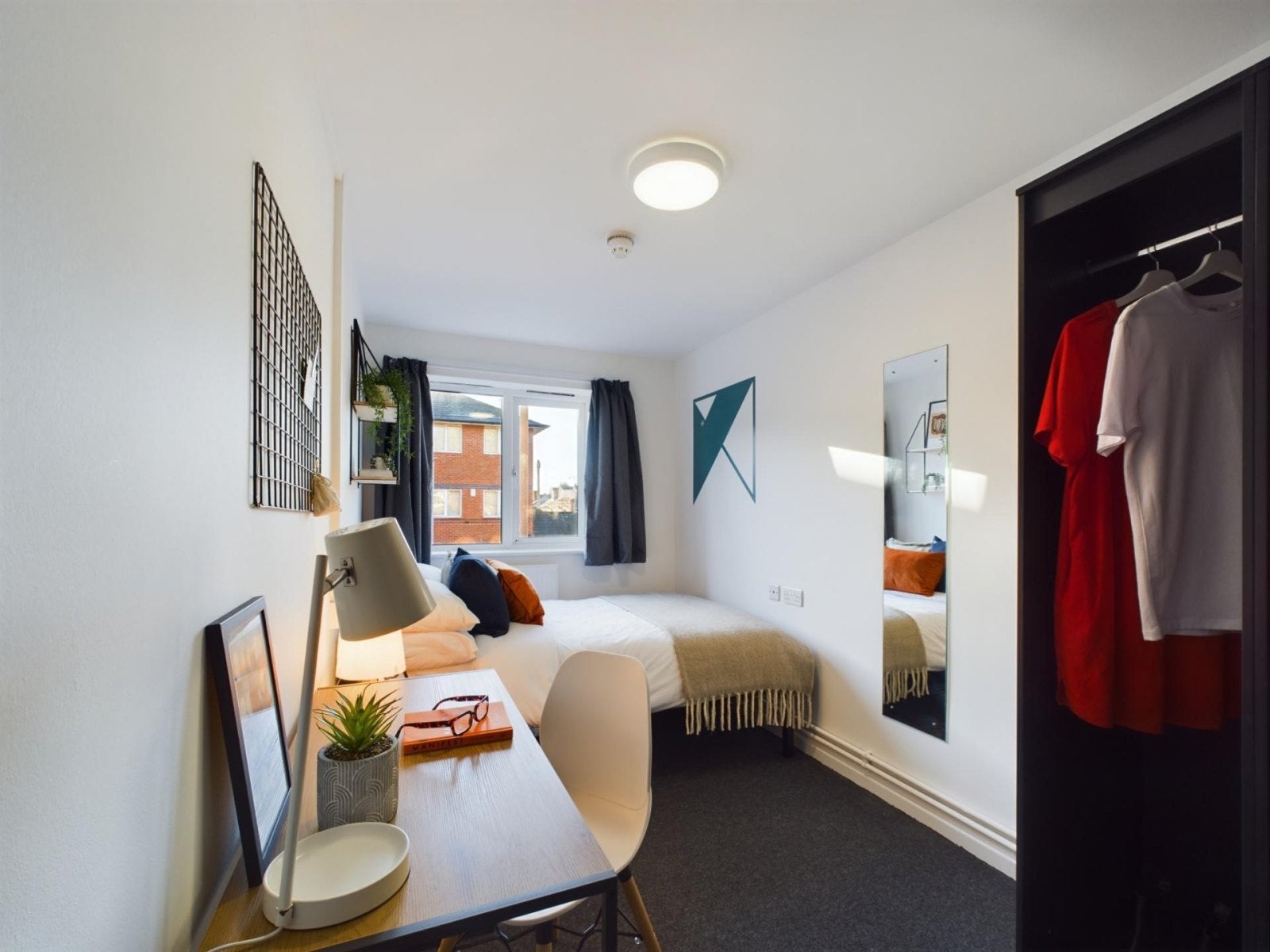 Room Duffield Road in Derby