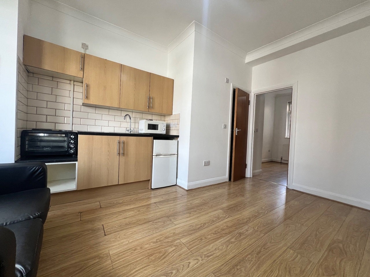 Flat Fallaize Avenue in Greater London